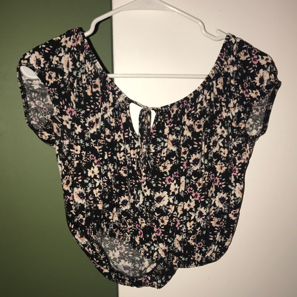 floral pattern crop top